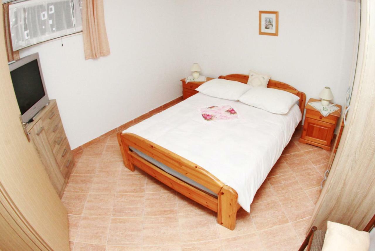 Raos Iva Apartment Trogir Bagian luar foto