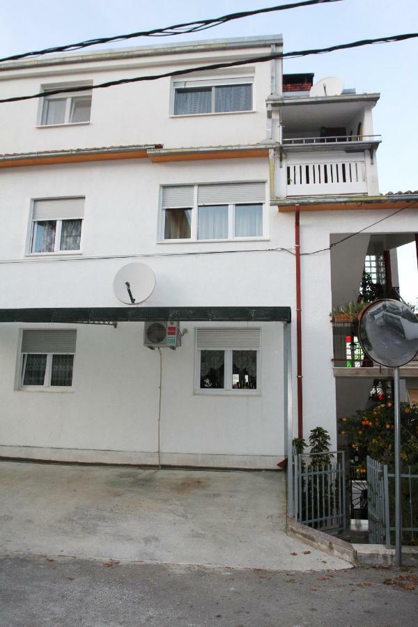 Raos Iva Apartment Trogir Bagian luar foto