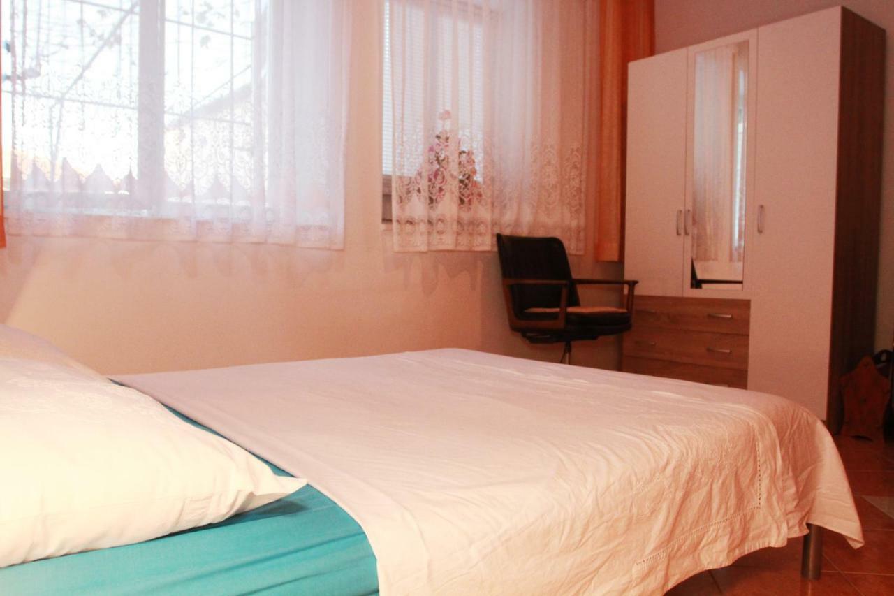 Raos Iva Apartment Trogir Bagian luar foto