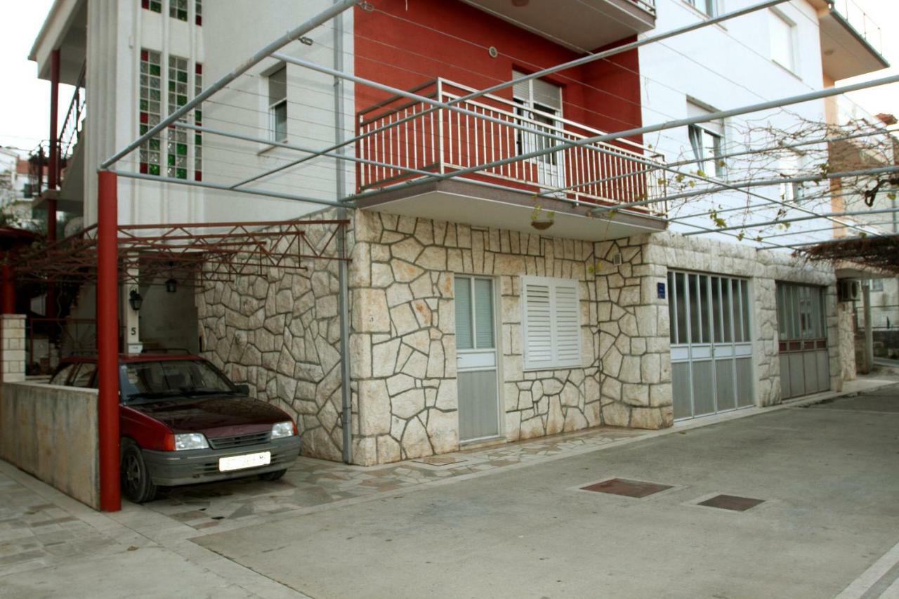 Raos Iva Apartment Trogir Bagian luar foto